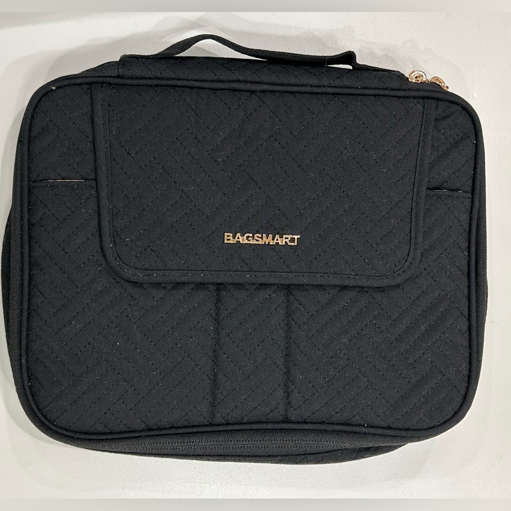 NWOT Bagsmart Electronics Organizer Travel Bag.